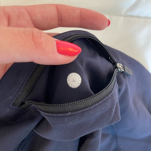 Lululemon Speed Up Tight "25 - Picture 6 of 6